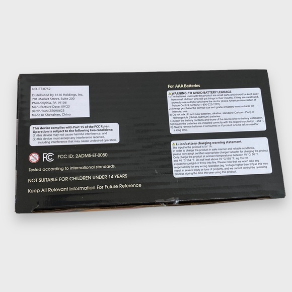 Stranger Things Remote Control Demogorgon Figure New in Box - Picture 7 of 8